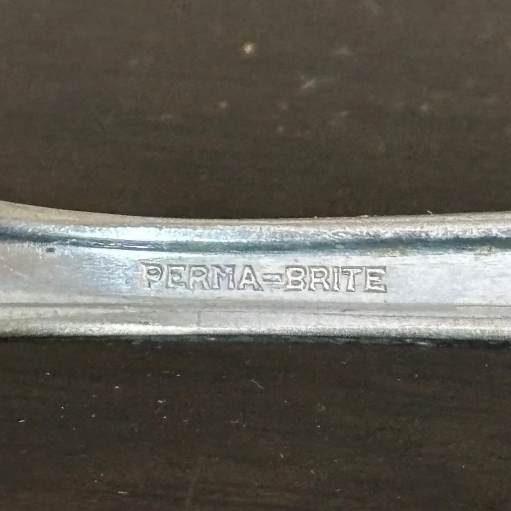 Vintage Perma-Brite Butter‎ Spreader Knife Made in USA Silver Art Deco Ridged 7